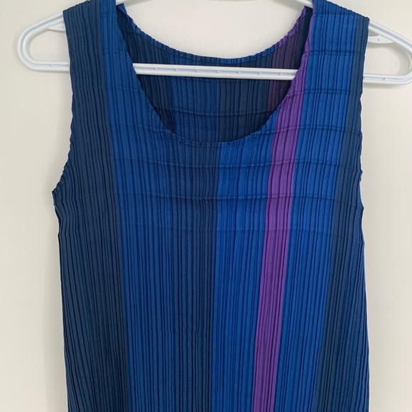 ISSEY MIYAKI Pleated Dress - Like New - Picture 3 of 3